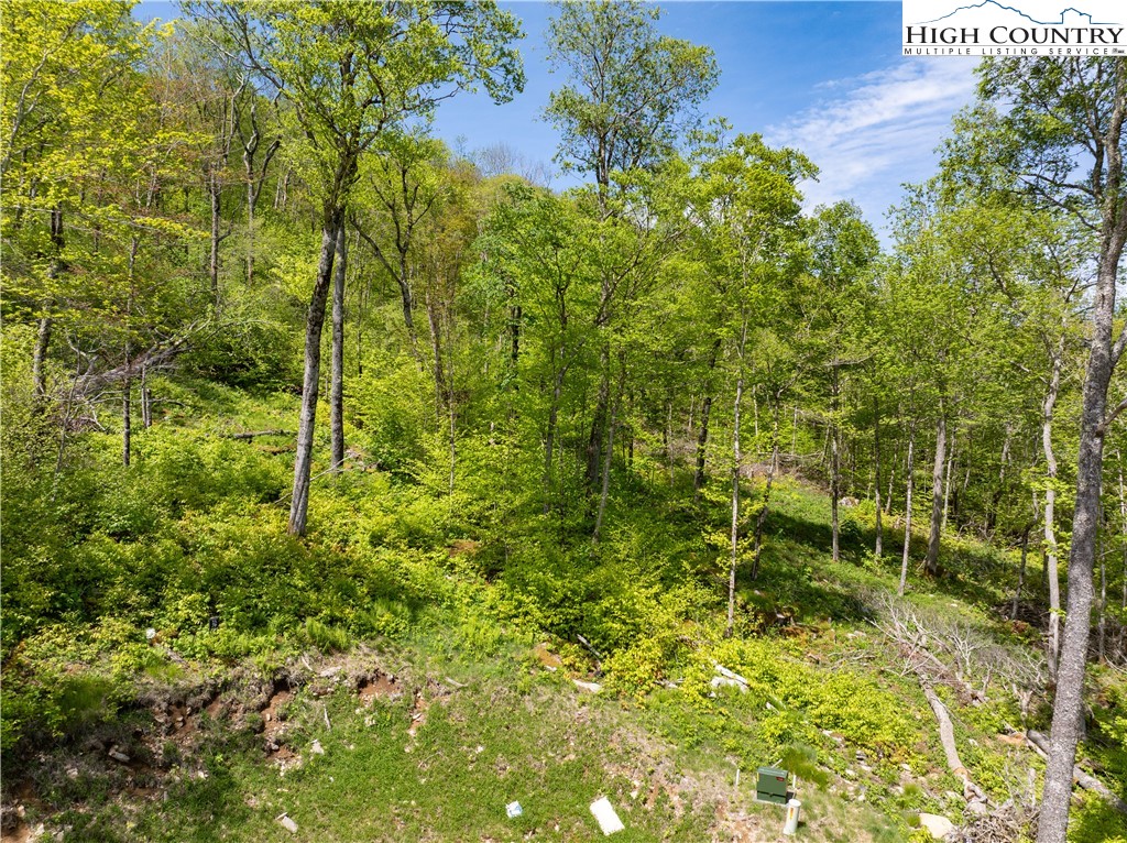 Es76 Lands End Trail Property Photo 15