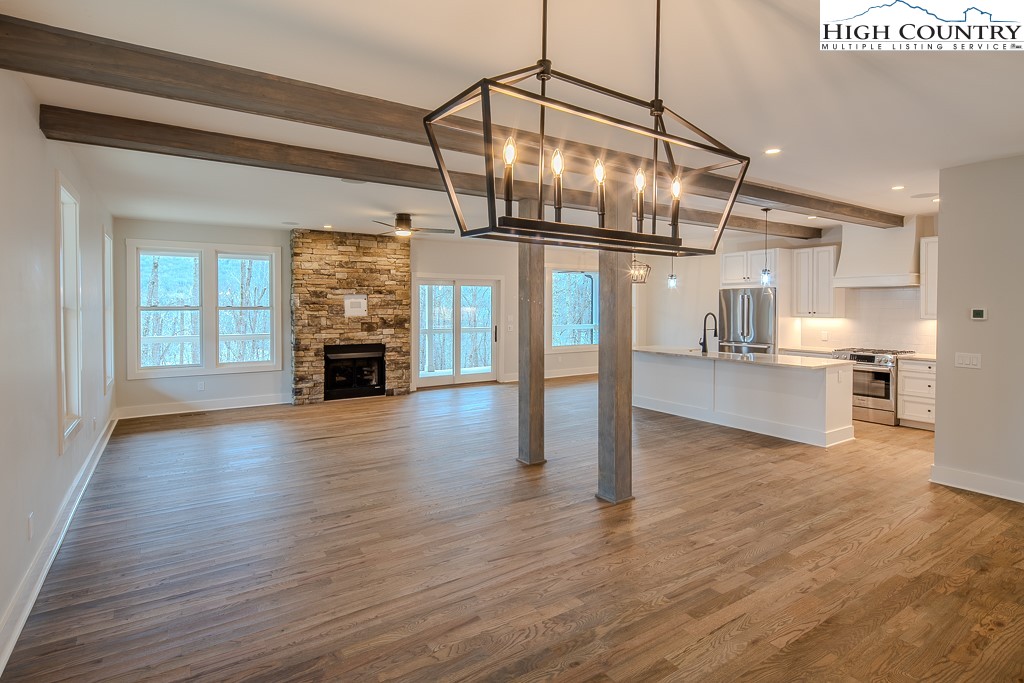 602 Ridge Run Property Photo 5