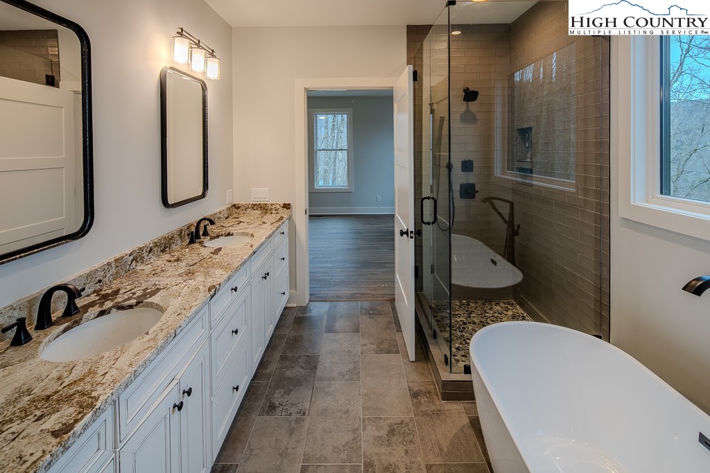 602 Ridge Run Property Photo 16