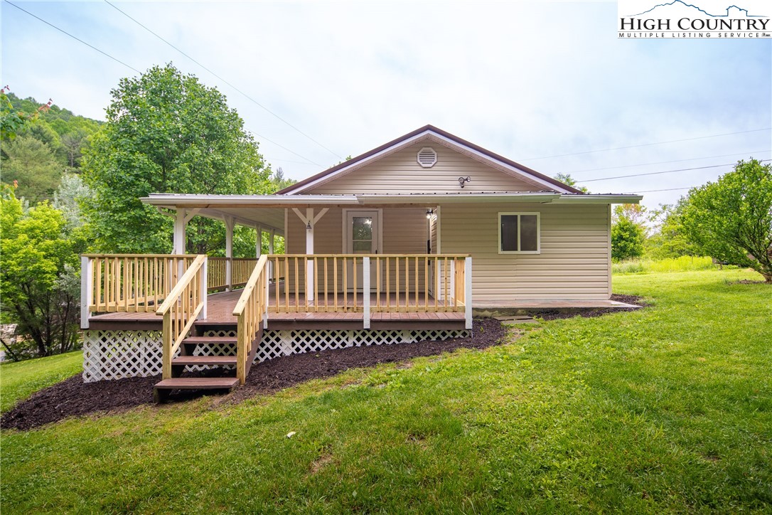 1227 Poga Road Property Photo 2