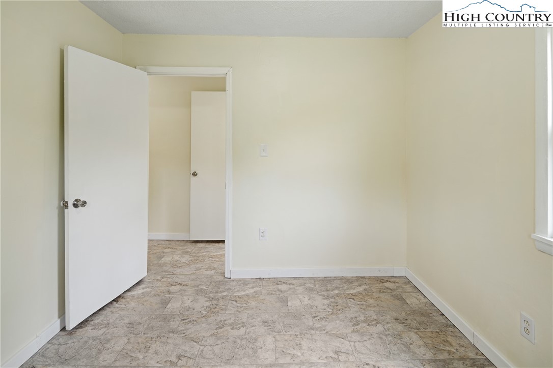 1227 Poga Road Property Photo 13