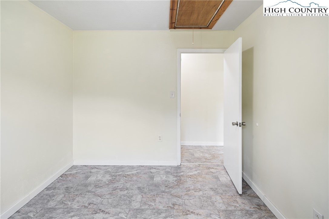 1227 Poga Road Property Photo 14