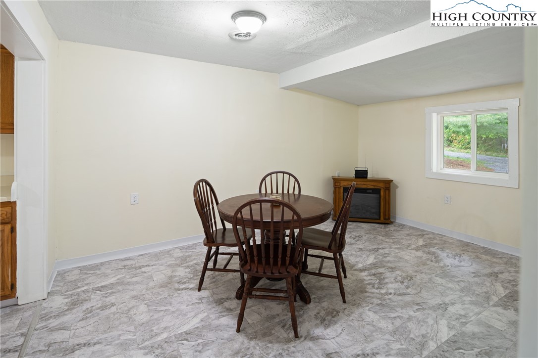 1227 Poga Road Property Photo 16