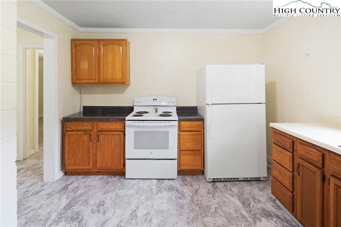 1227 Poga Road Property Photo 18