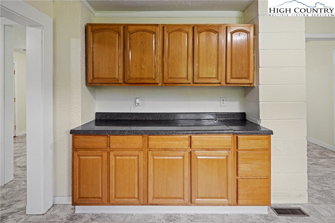 1227 Poga Road Property Photo 22