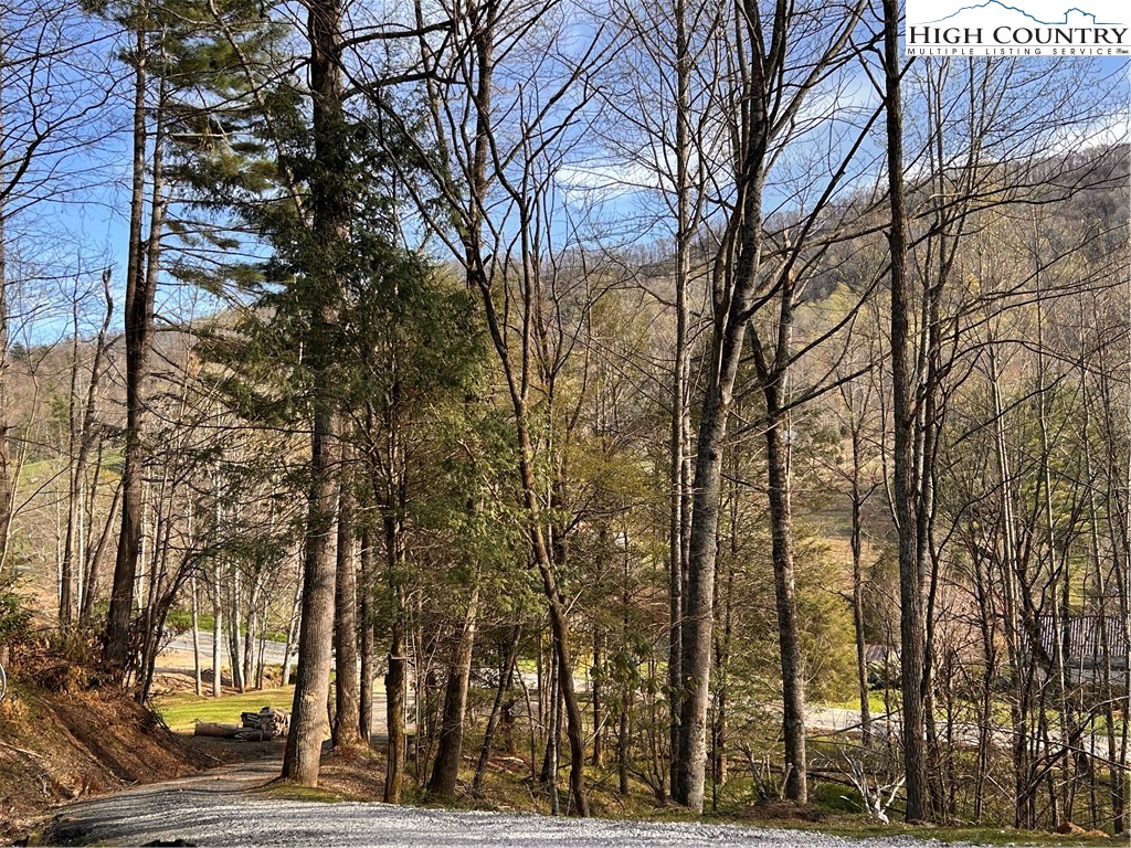 1122 Three Mile Highway Property Photo 10