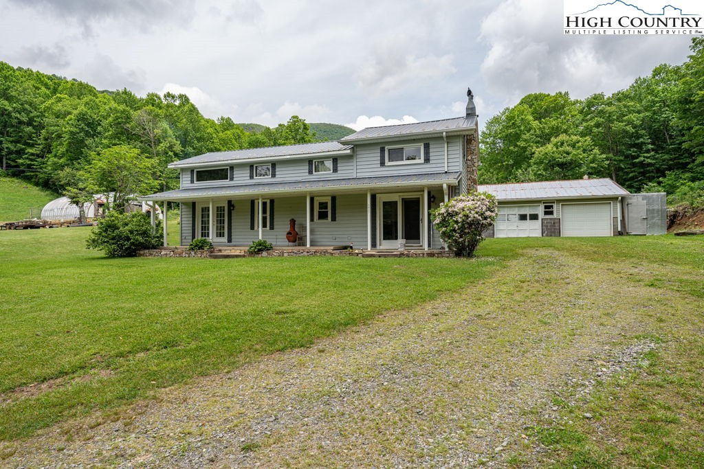 175 Roaring Fork Road Property Photo 1