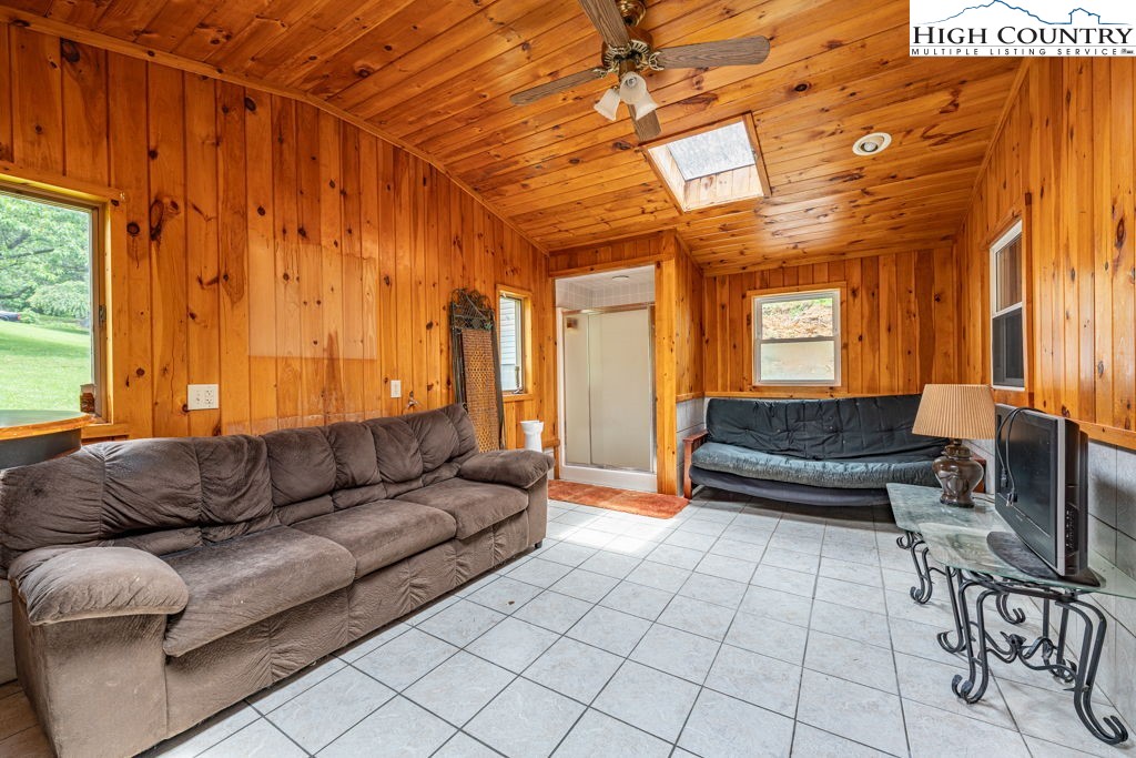 175 Roaring Fork Road Property Photo 15