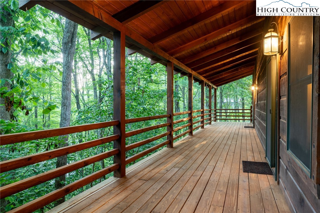 170 Mountain Laurel Lane Property Photo 3