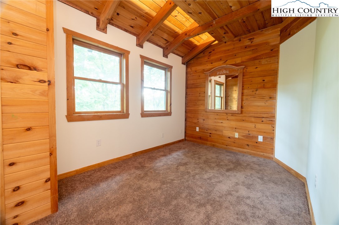 170 Mountain Laurel Lane Property Photo 23