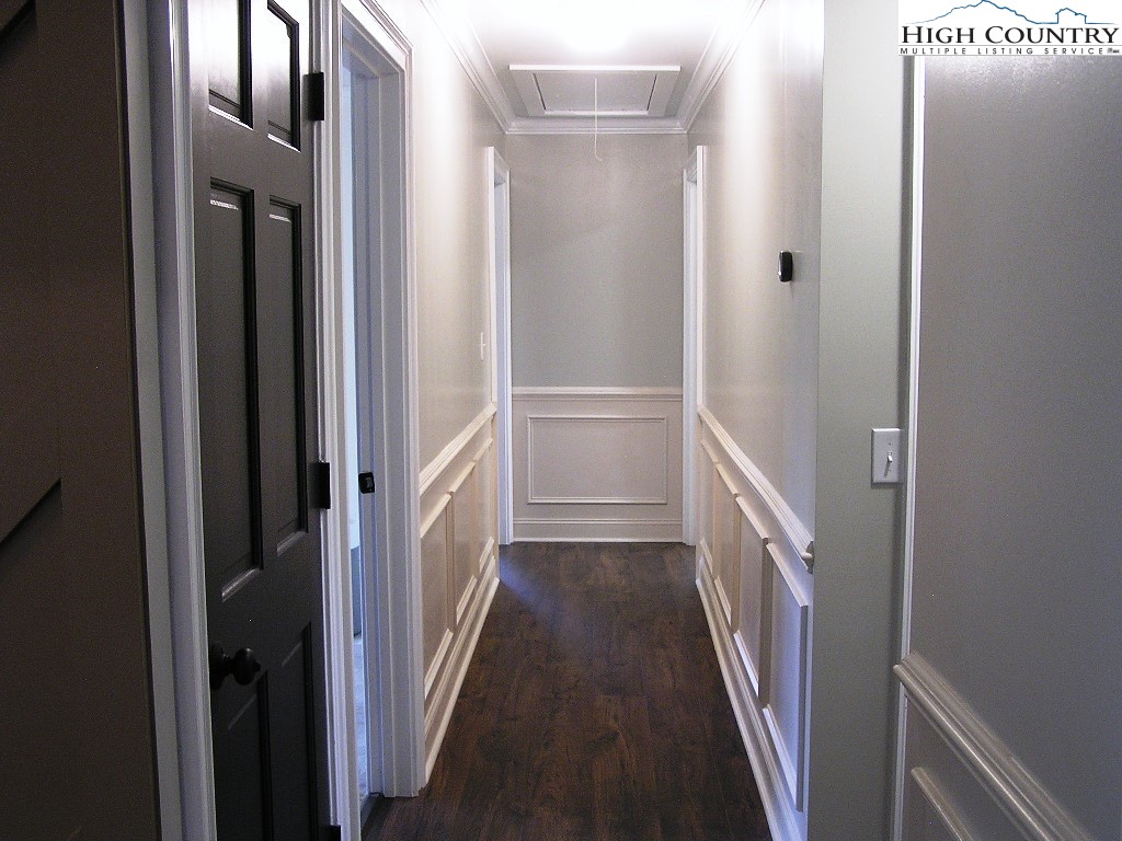 384 New River Heights Property Photo 16