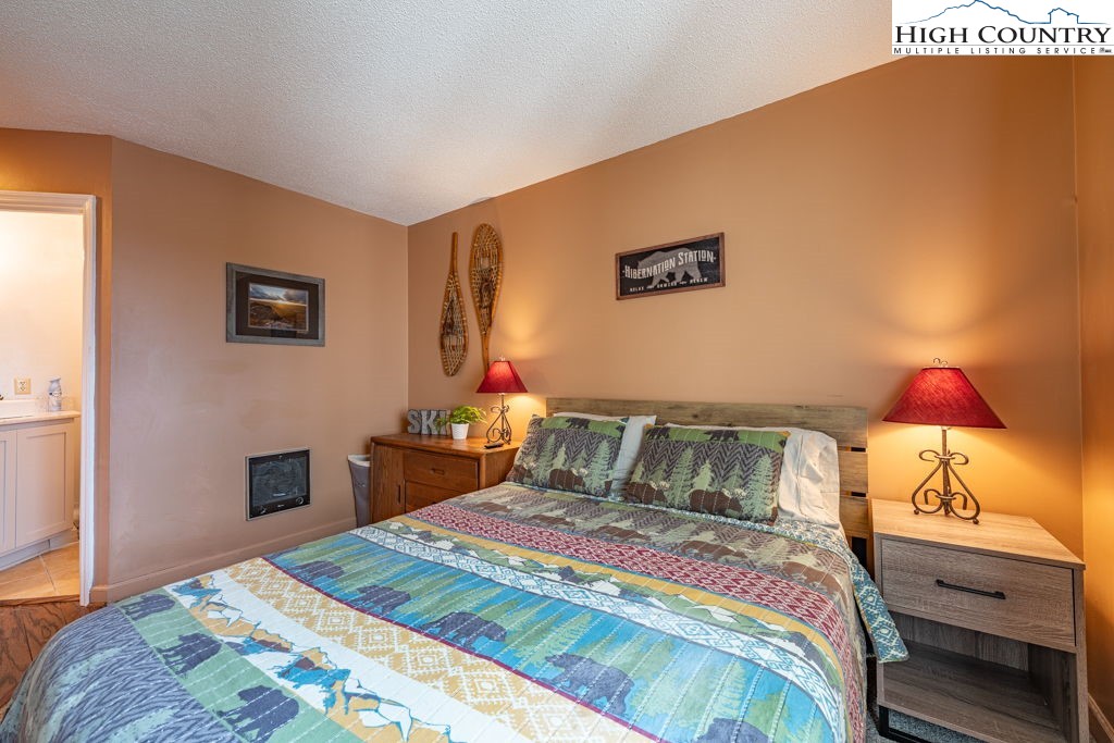 301 Pinnacle Inn Drive 4214 Property Photo 17