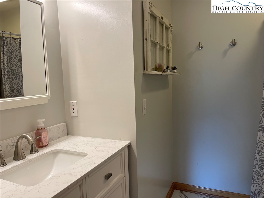 219 Lucky Alice Drive Property Photo 31