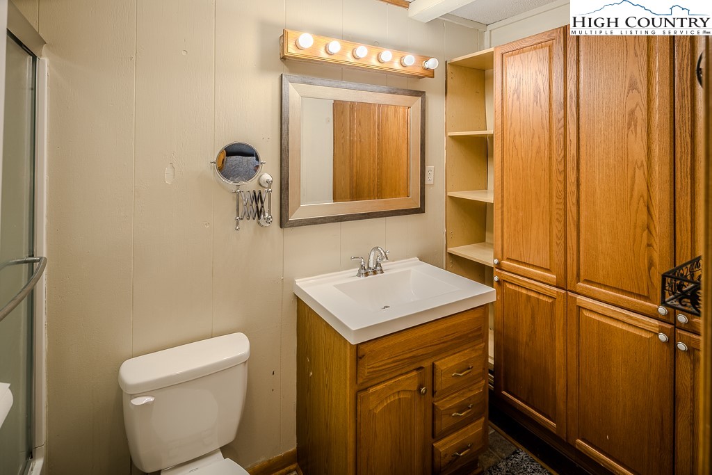 270 Elk Hill Drive Property Photo 32