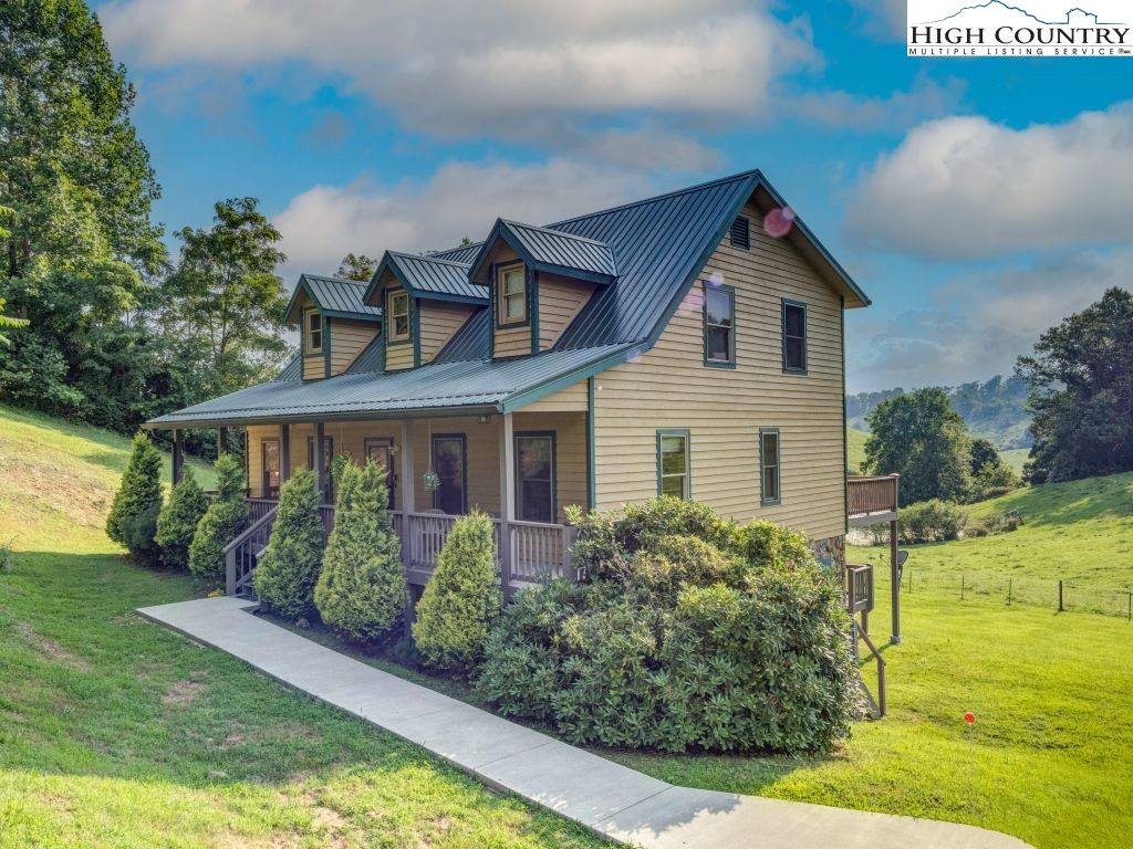 1212 Dry Hill Road Property Photo 1