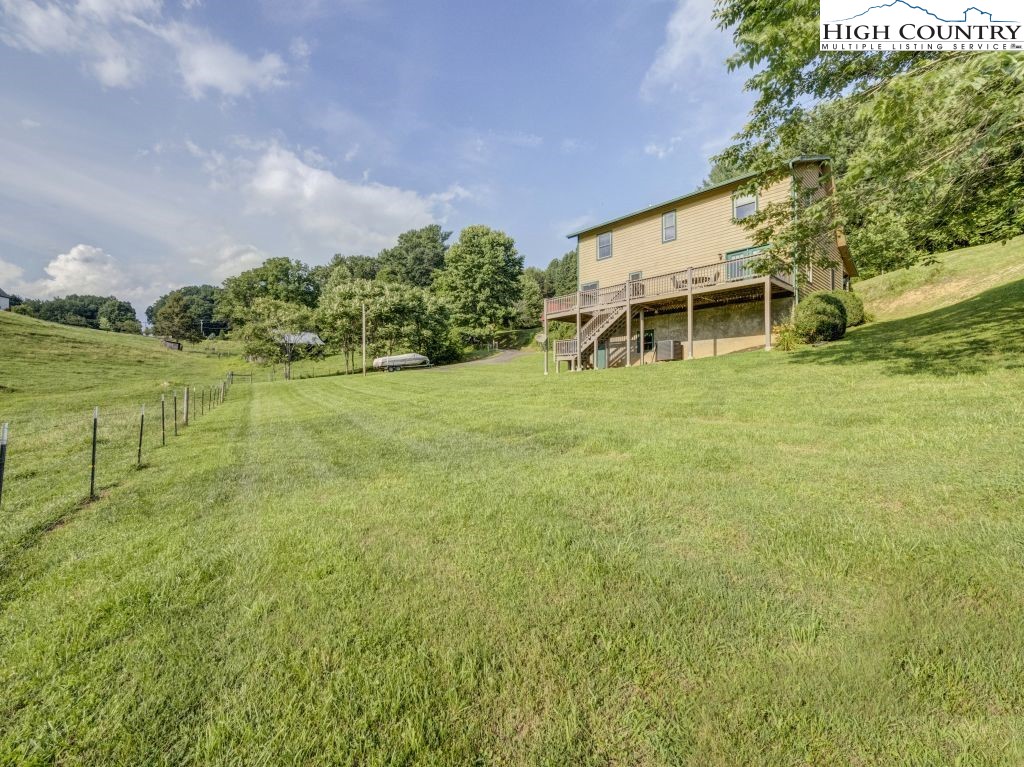 1212 Dry Hill Road Property Photo 9