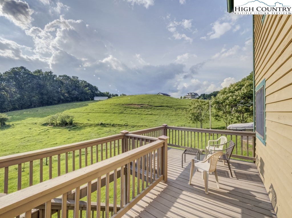 1212 Dry Hill Road Property Photo 14
