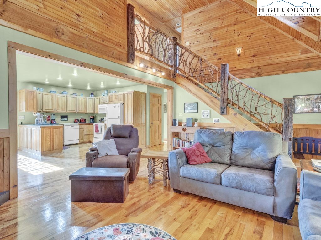 1212 Dry Hill Road Property Photo 19