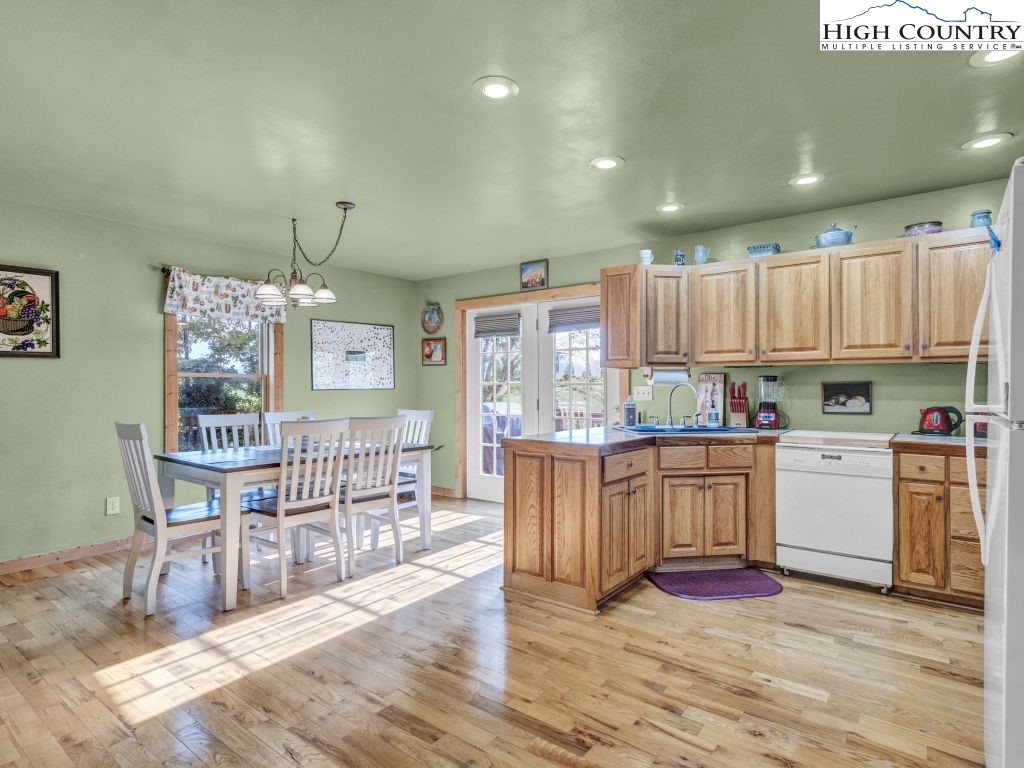 1212 Dry Hill Road Property Photo 22