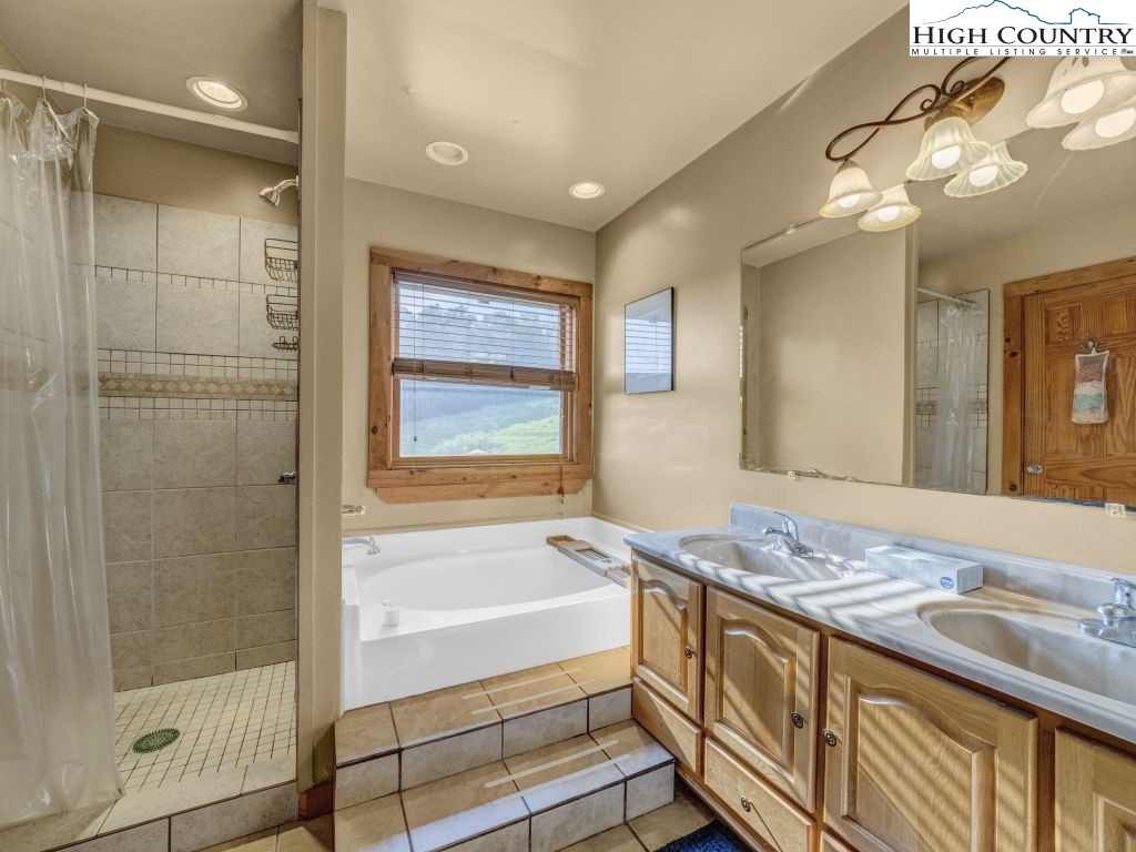 1212 Dry Hill Road Property Photo 28