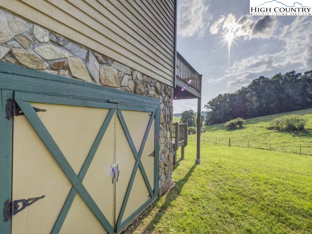 1212 Dry Hill Road Property Photo 40