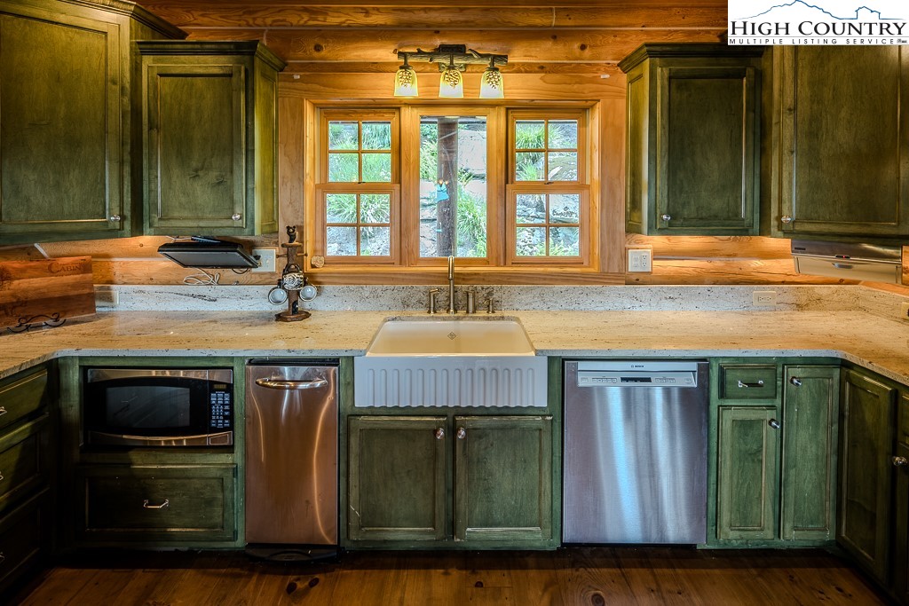 1370 Falls Creek Parkway Property Photo 15