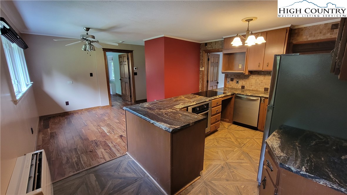 252 Goshen Creek Lane Property Photo 8