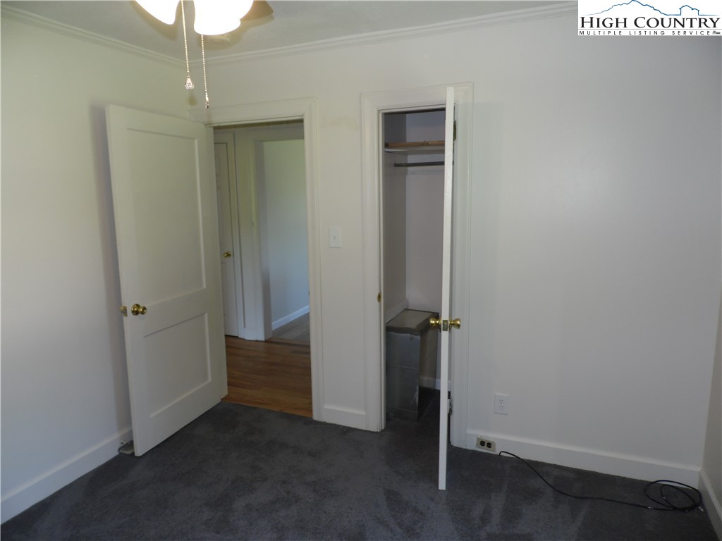 569 N Sparta Parkway Property Photo 16