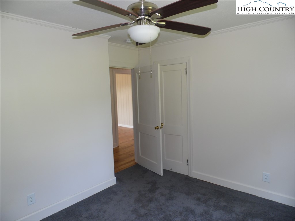 569 N Sparta Parkway Property Photo 19