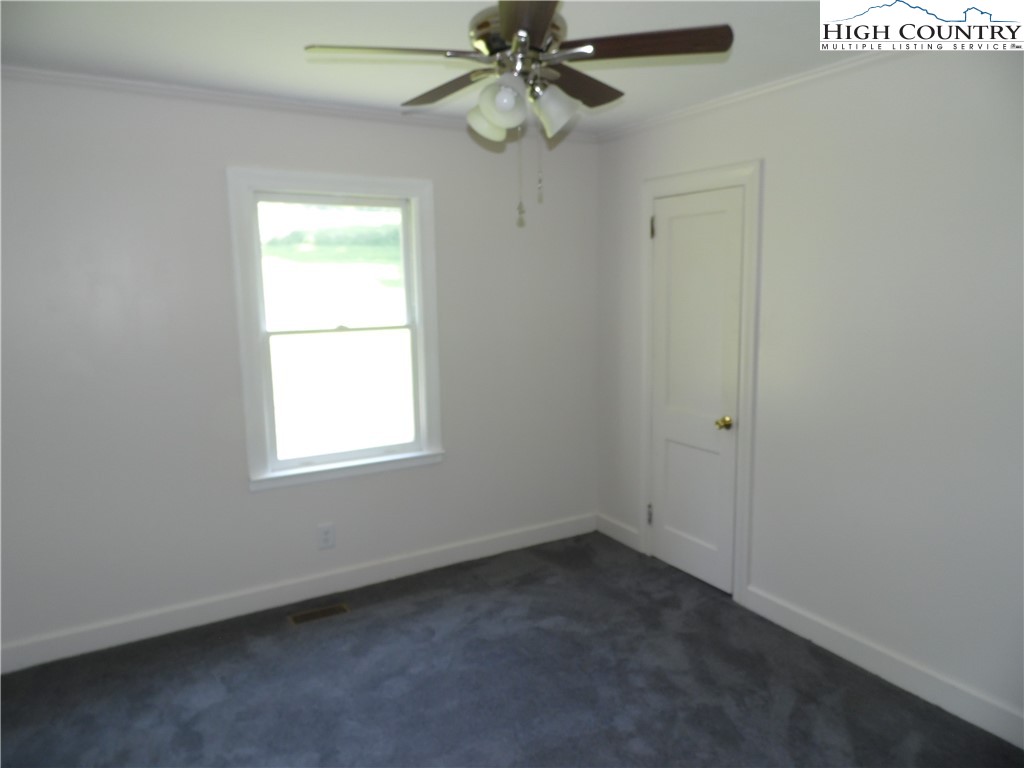569 N Sparta Parkway Property Photo 20