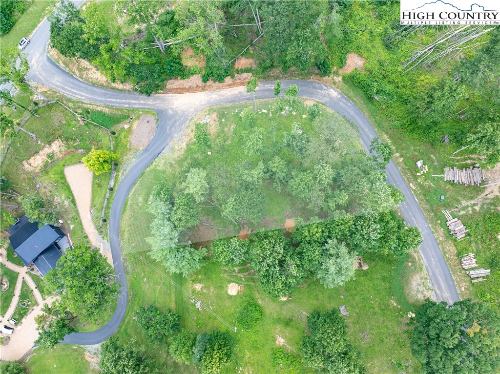 V-83 Black Feather Drive Property Photo 8