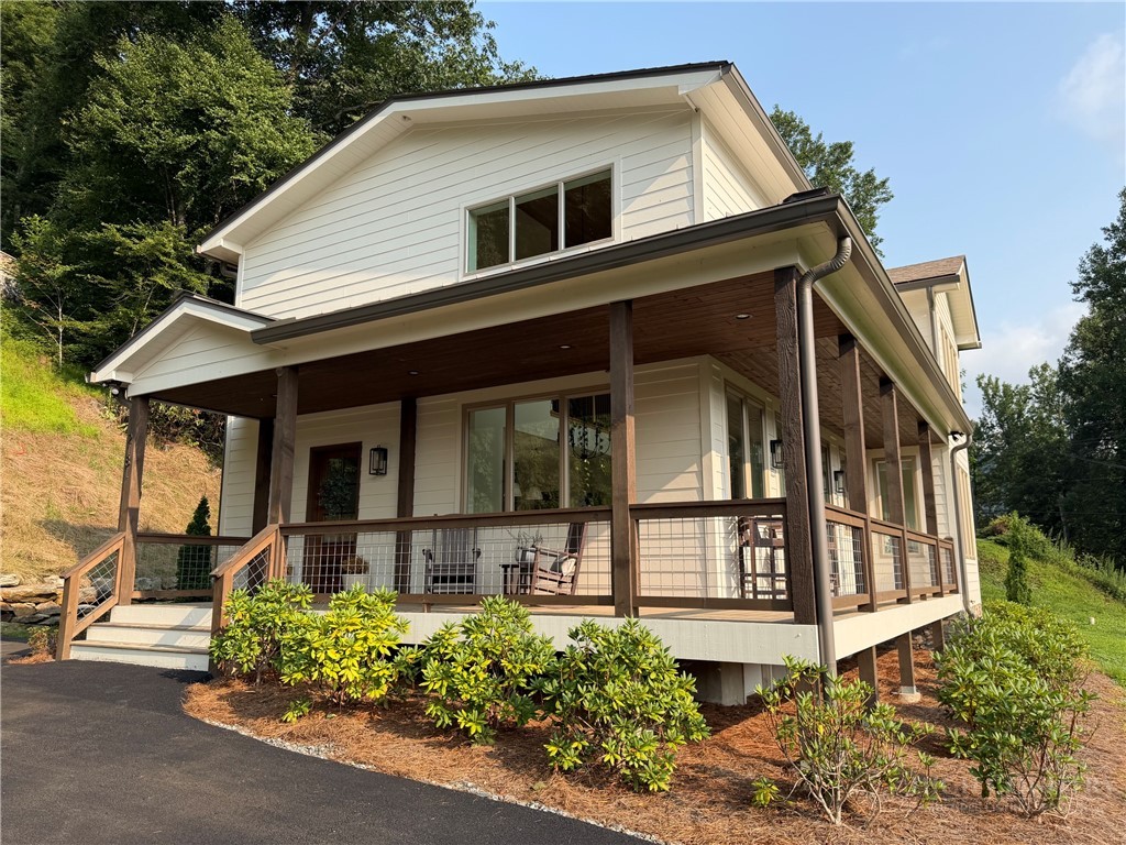 2181 Broadstone Road Property Photo 1