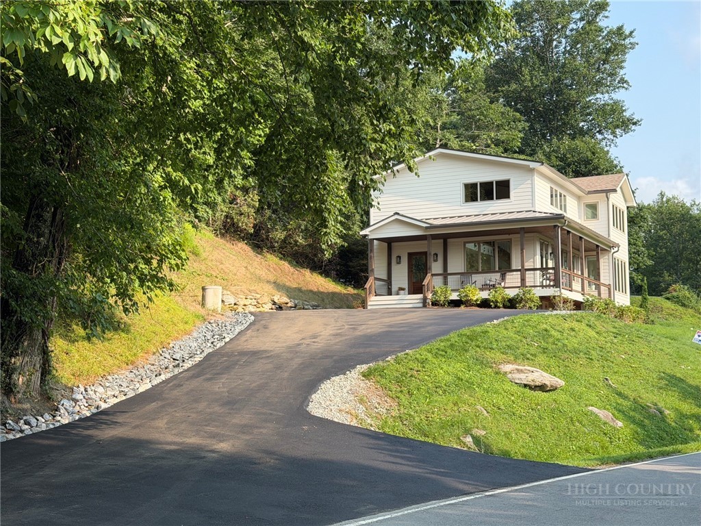 2181 Broadstone Road Property Photo 3