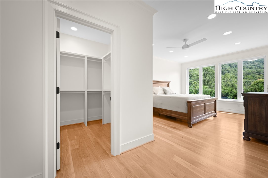 2181 Broadstone Road Property Photo 22