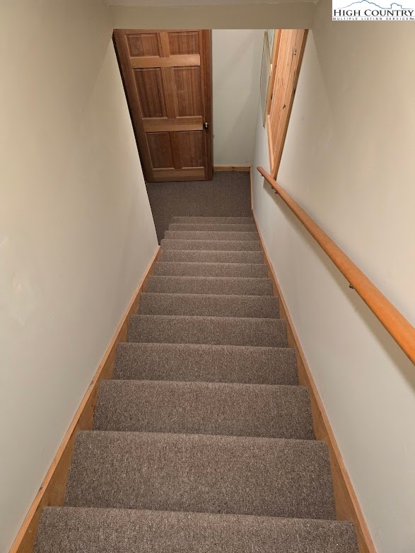 979 Wagon Road Property Photo 37