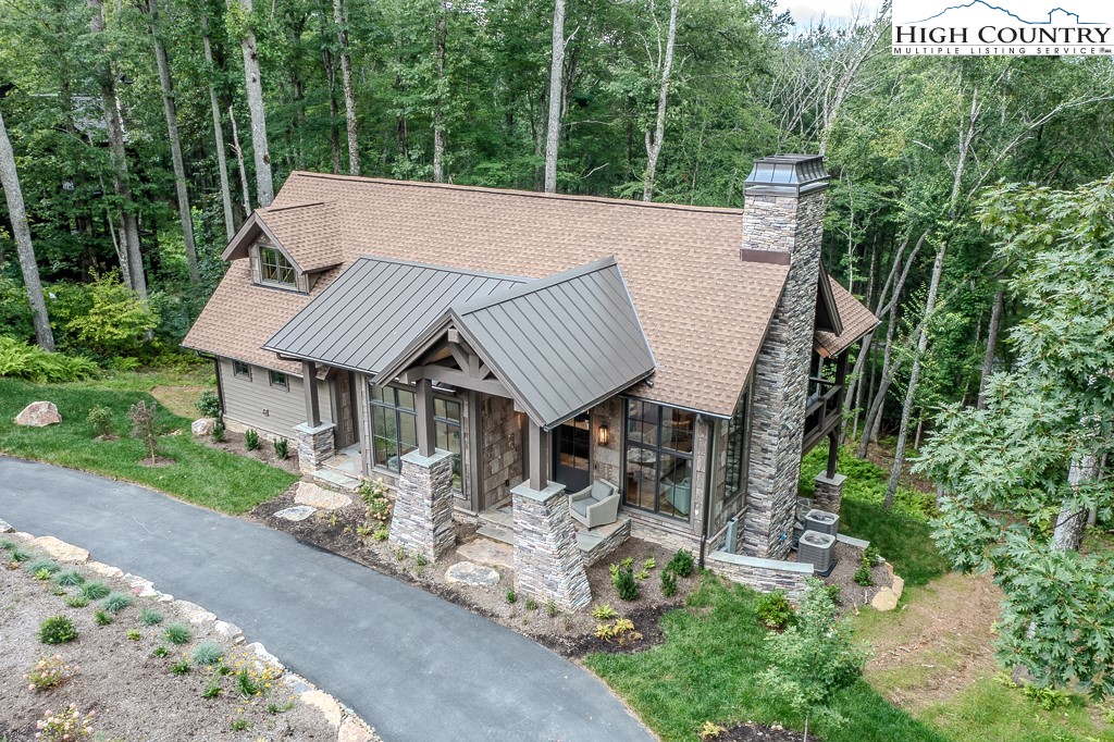 929 Sweetgrass Drive Property Photo 1