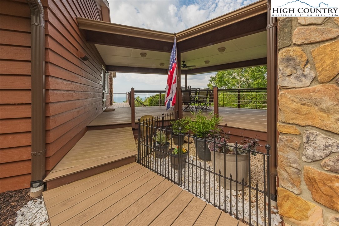 148 Chestnut Ridge Lane Property Photo 4