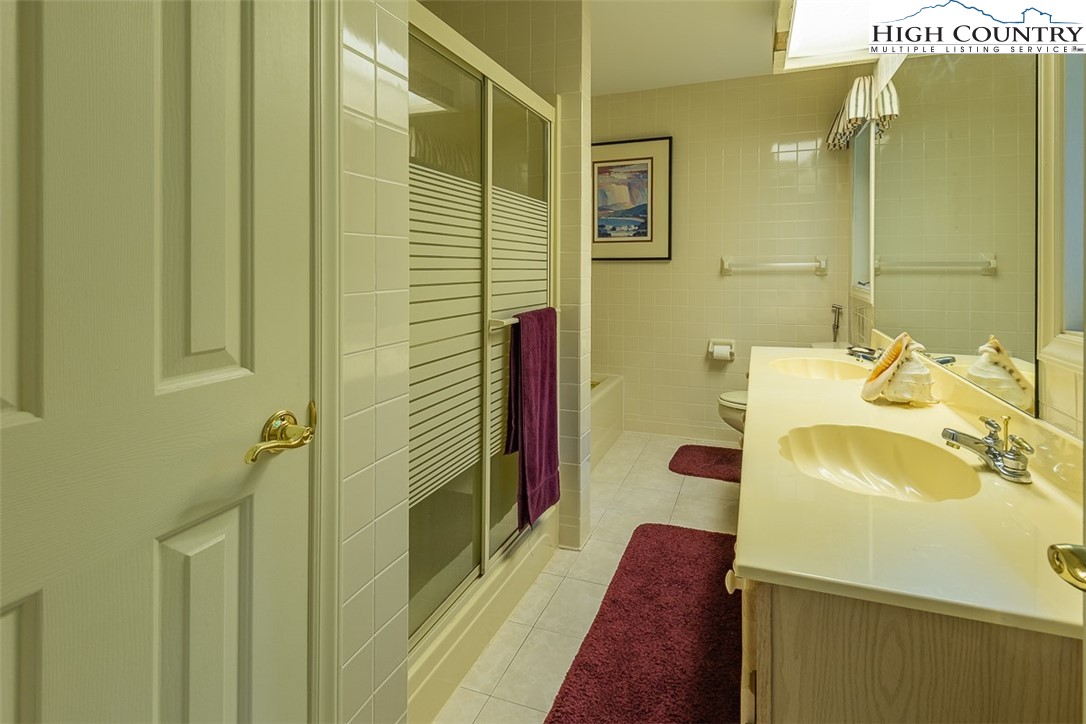 148 Chestnut Ridge Lane Property Photo 23