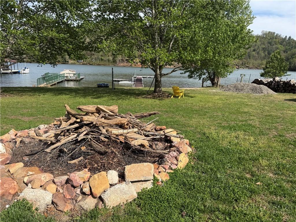 110 N River Lane Property Photo 48