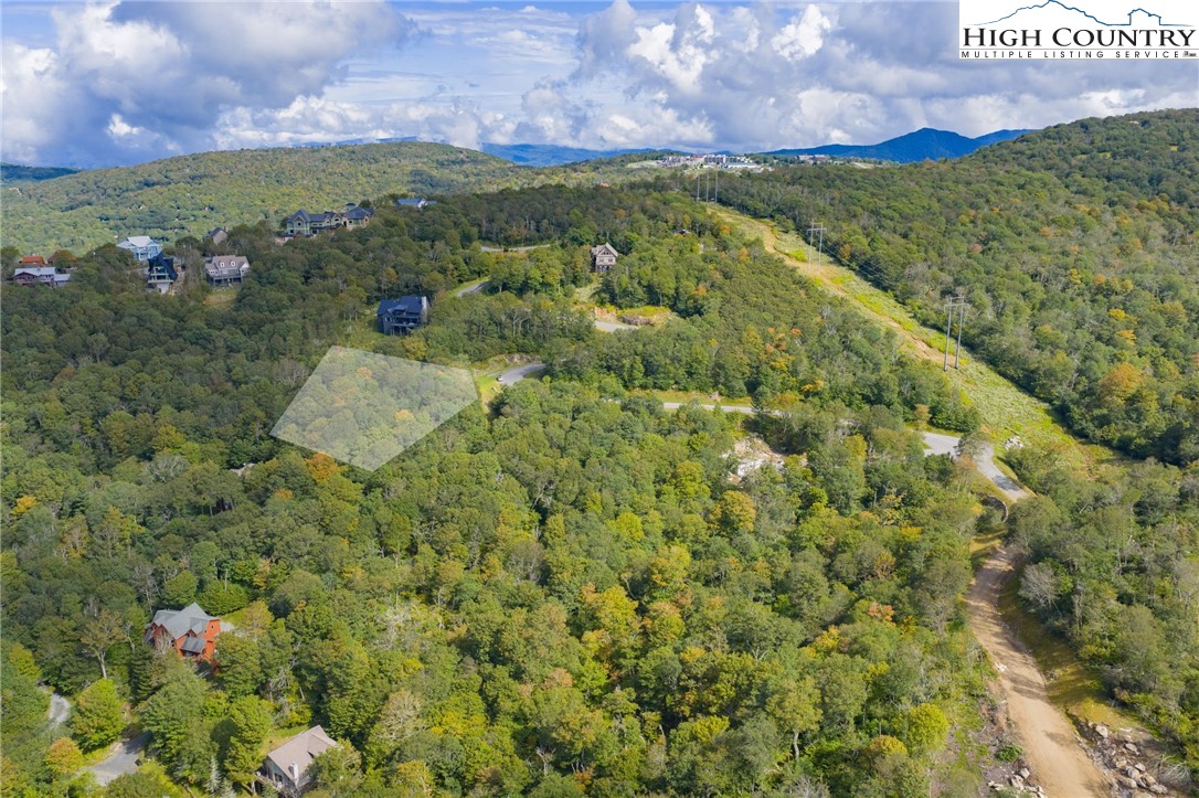 11 Fox Crest Road Property Photo 7