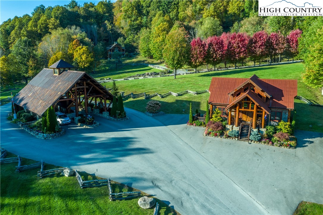 N-55 Eagles Creek Trail Property Photo 9