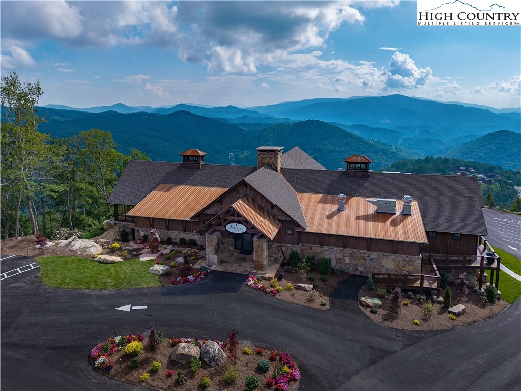 N-55 Eagles Creek Trail Property Photo 11