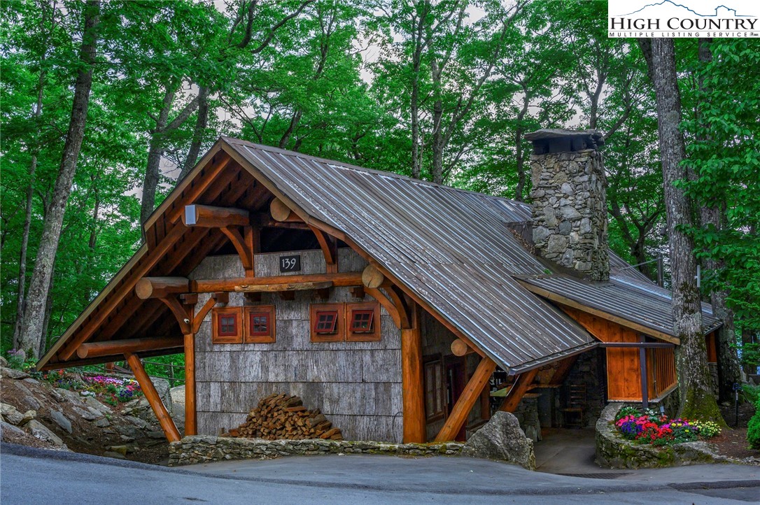 N-55 Eagles Creek Trail Property Photo 18