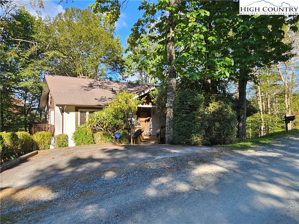 109 Foxgrape Hollow Property Photo 1