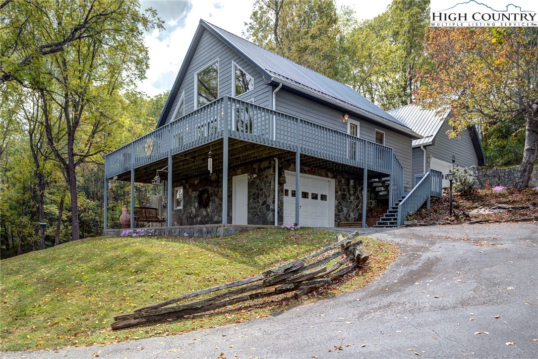 2164 River Bend Road Property Photo 4