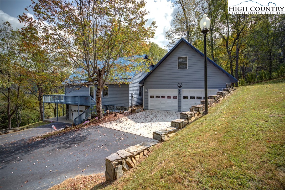2164 River Bend Road Property Photo 6