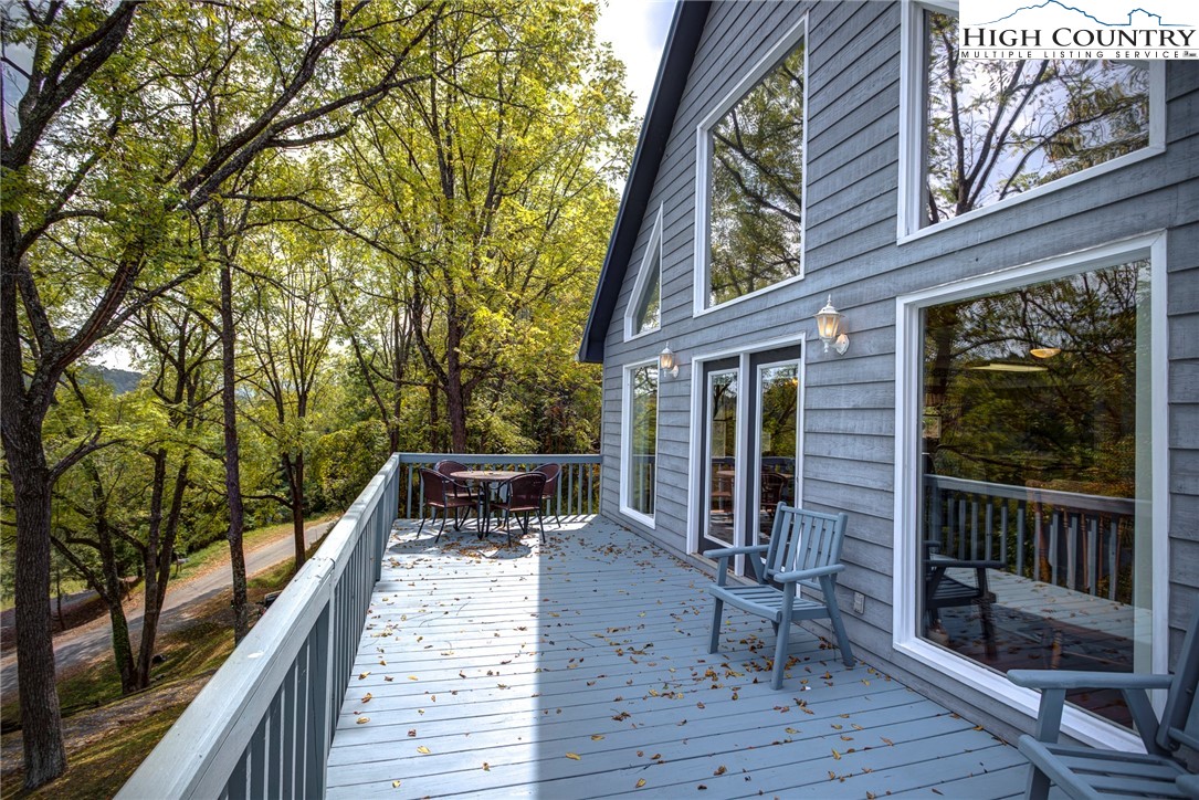 2164 River Bend Road Property Photo 11