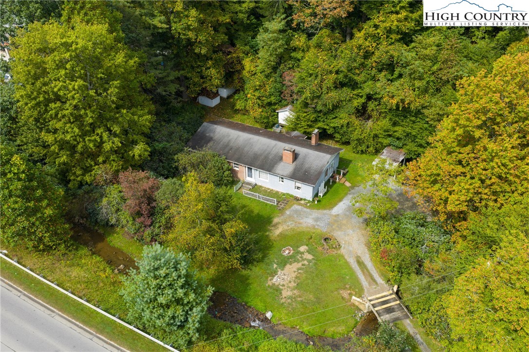1794 Highway 105 Property Photo 1