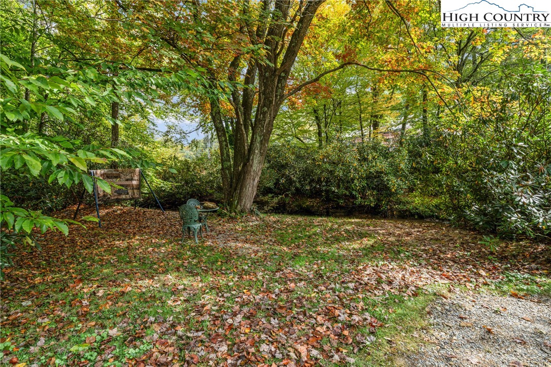 1794 Highway 105 Property Photo 7