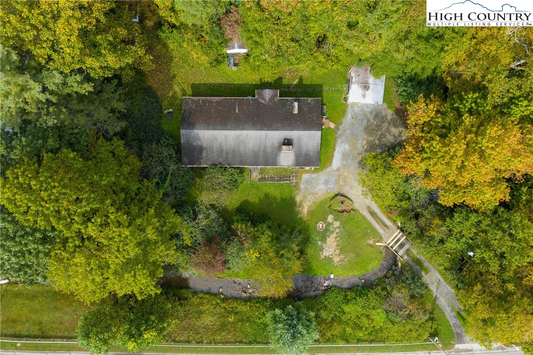 1794 Highway 105 Property Photo 15